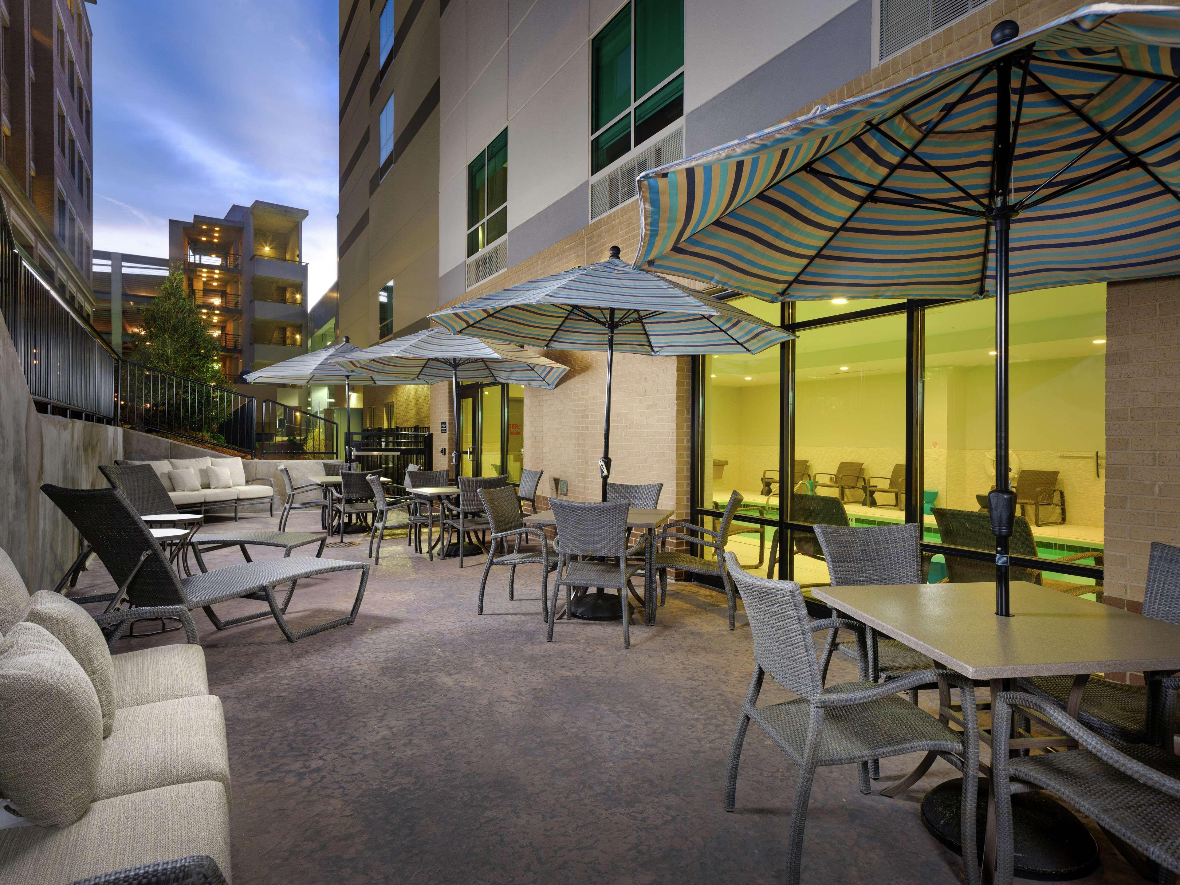 Hampton Inn & Suites Atlanta Decatur/Emory Εξωτερικό φωτογραφία