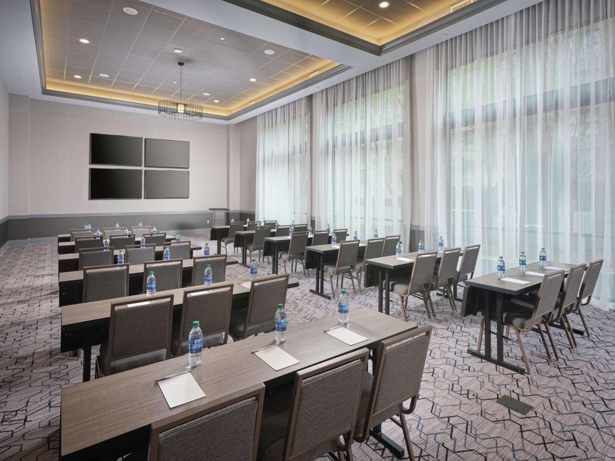 Hampton Inn & Suites Atlanta Decatur/Emory Εξωτερικό φωτογραφία
